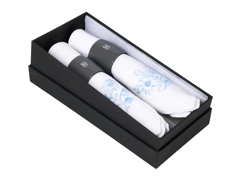 Bộ khăn ăn và nhẫn khăn ăn